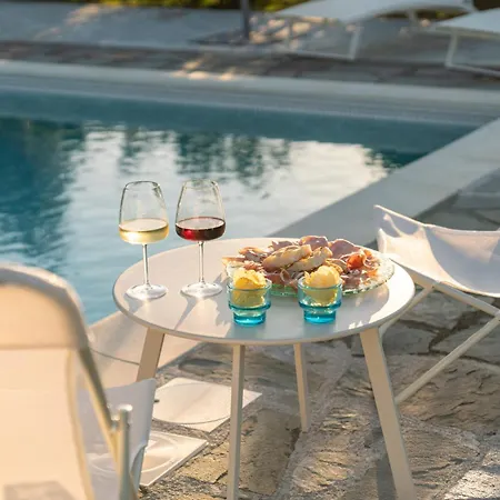 Near Cinque Terre - Mountain Farmhouse With Pool Villa